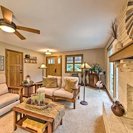 Family Home With Deck On Lake Sara Pets Are Welcome
